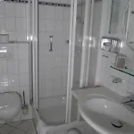 Marie-luise, Garni,therme