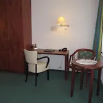 Otel Marie-luise, Garni,therme