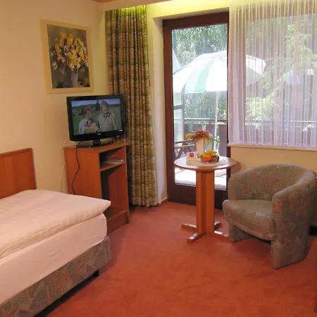 מלון Marie-luise, Garni,therme